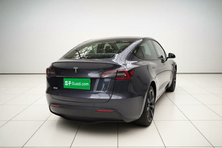 Used Tesla Model Y 2024 Rear-Wheel-Drive Version Exterior 4