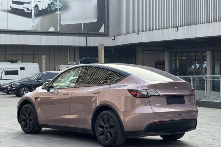Used Tesla Model Y 2024 Rear-Wheel-Drive Version Exterior 4