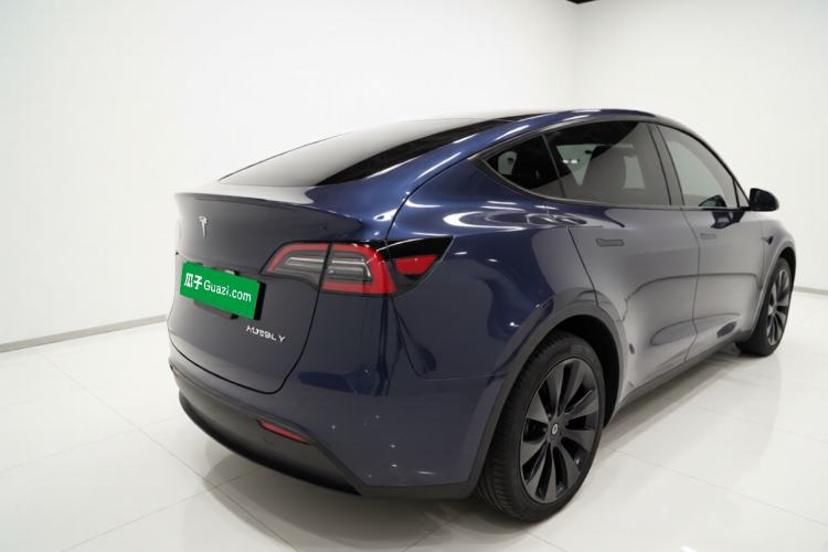 Used Tesla Model Y 2024 Rear-Wheel-Drive Version Exterior 4