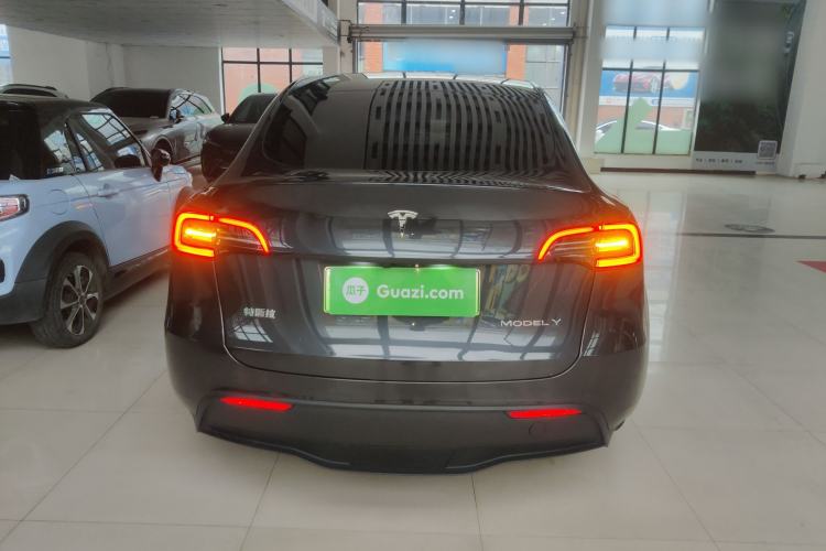 Used Tesla Model Y 2024 Rear-Wheel-Drive Version Exterior 4