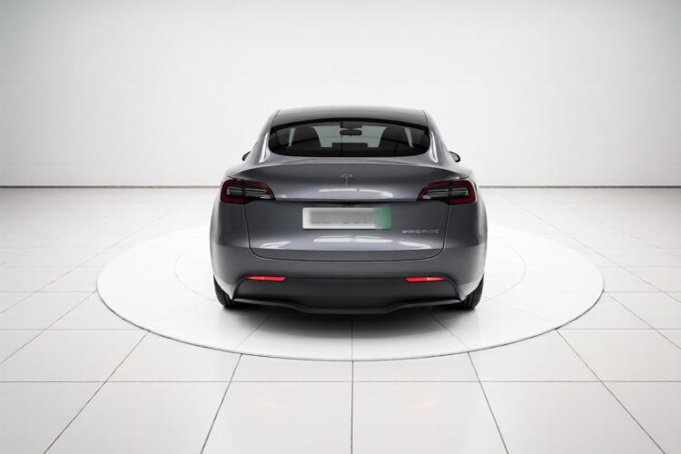 Used Tesla Model Y 2024 Rear-Wheel-Drive Version Exterior 4