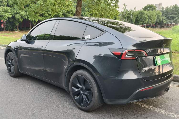 Used Tesla Model Y 2024 Rear-Wheel-Drive Version Exterior 4