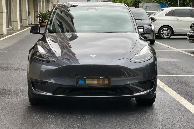 Used Tesla Model Y 2024 Rear-Wheel-Drive Version Exterior 4