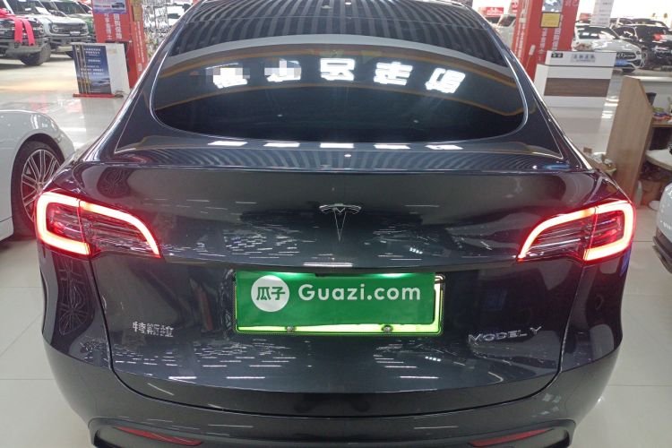 Used Tesla Model Y 2024 Rear-Wheel-Drive Version Exterior 4
