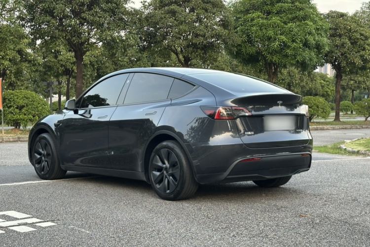 Used Tesla Model Y 2024 Rear-Wheel-Drive Version Exterior 4