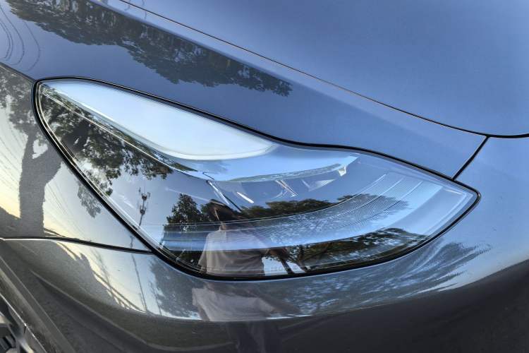 Used Tesla Model Y 2024 Rear-Wheel-Drive Version Exterior 5