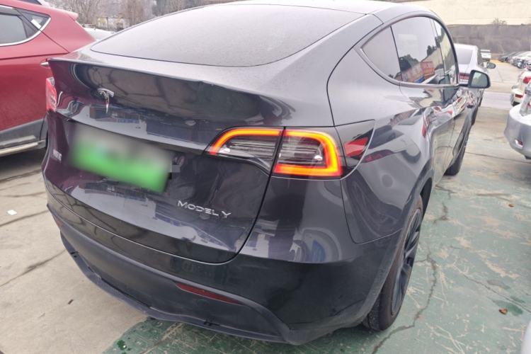 Used Tesla Model Y 2024 Rear-Wheel-Drive Version Exterior 5