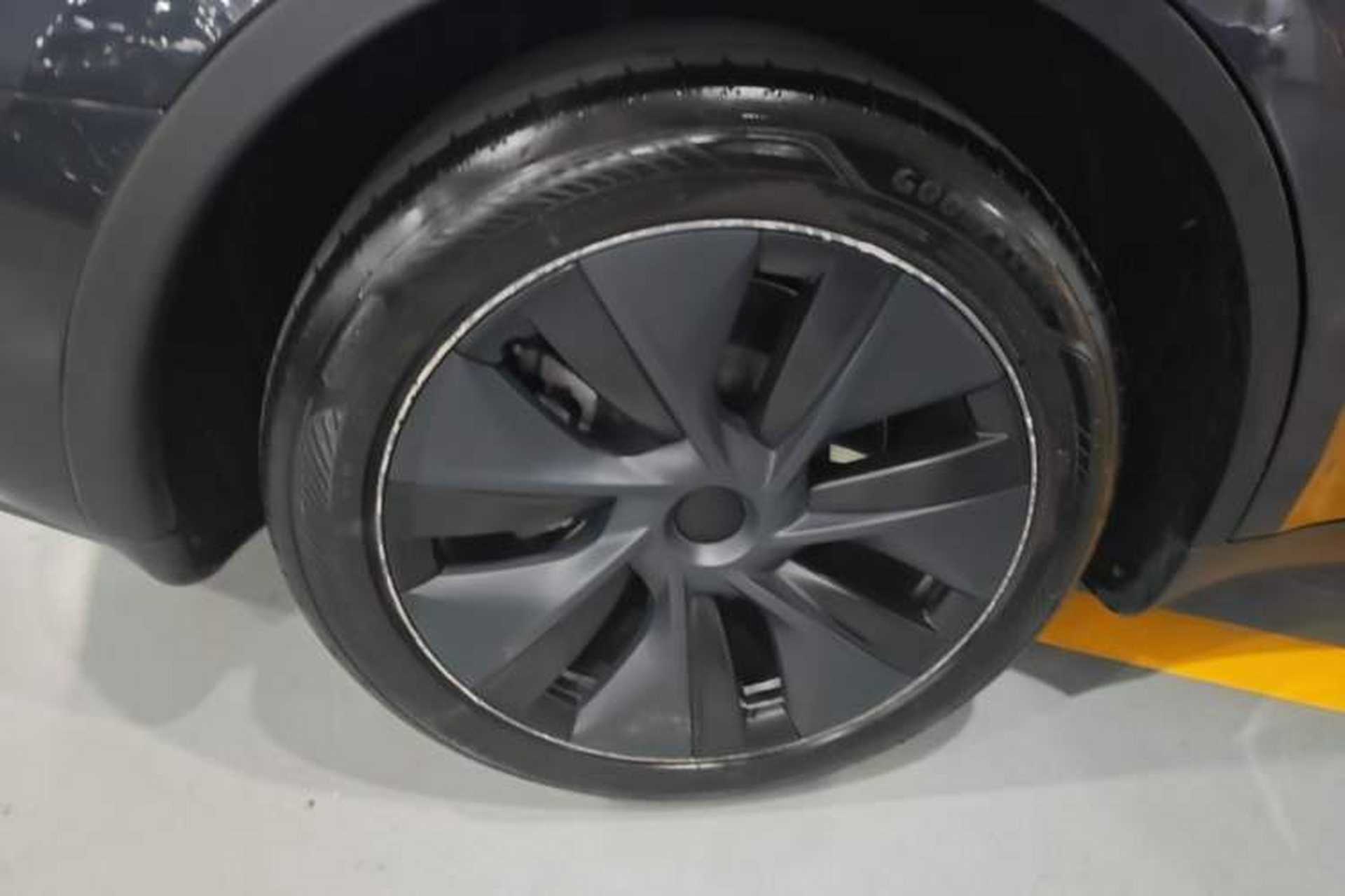 Used Tesla Model Y 2024 Rear-Wheel-Drive Version Exterior 5