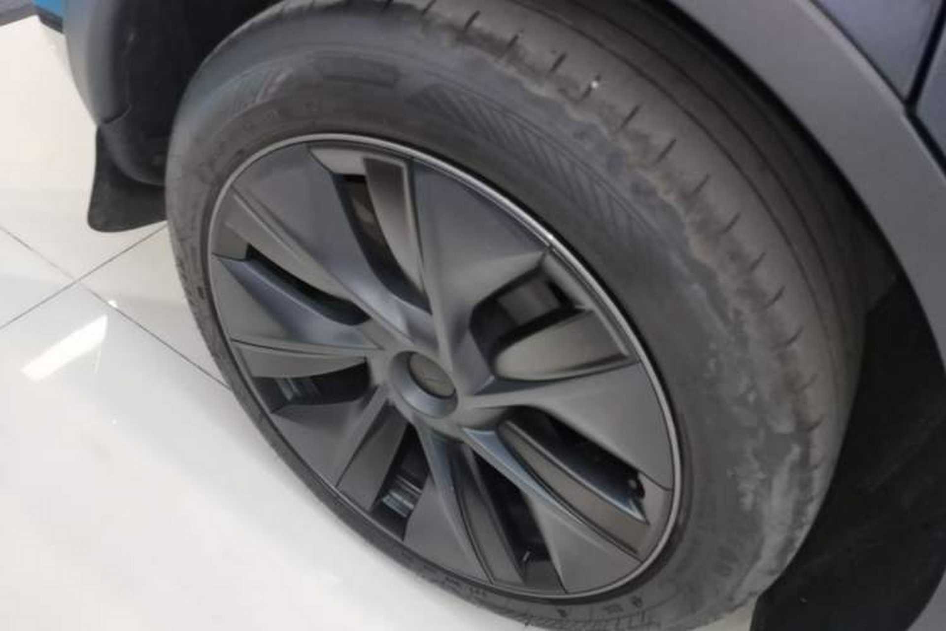 Used Tesla Model Y 2024 Rear-Wheel-Drive Version Exterior 5