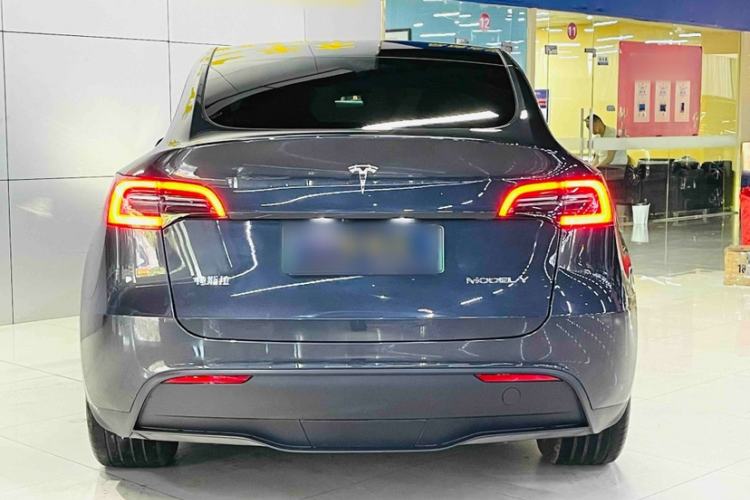 Used Tesla Model Y 2024 Rear-Wheel-Drive Version Exterior 5