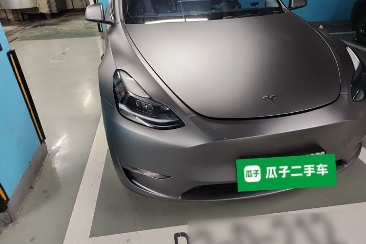 Used Tesla Model Y 2024 Long-Range All-Wheel-Drive Version Exterior 6