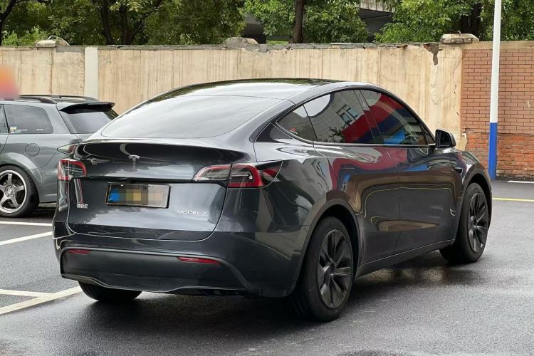 Used Tesla Model Y 2024 Rear-Wheel-Drive Version Exterior 6