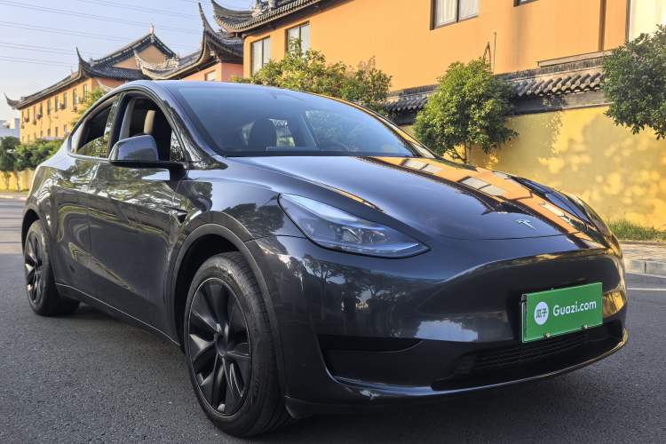 Used Tesla Model Y 2024 Rear-Wheel-Drive Version Exterior 7