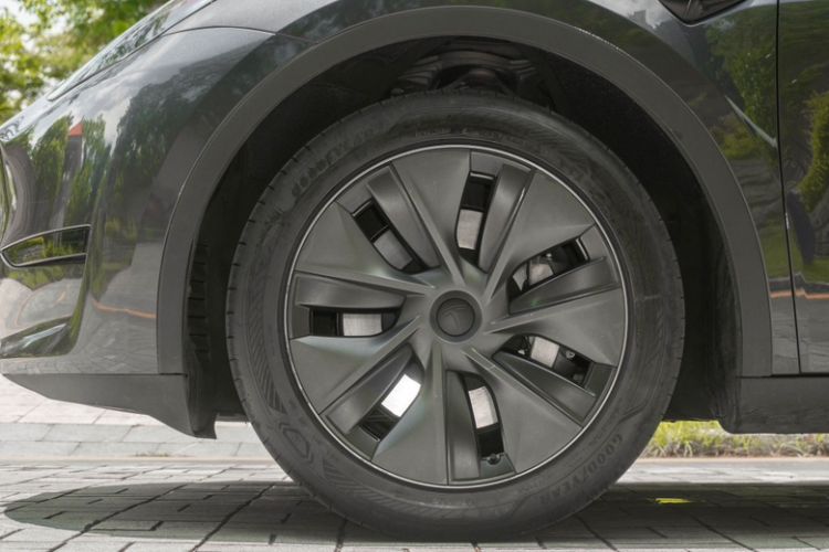 Used Tesla Model Y 2024 Rear-Wheel-Drive Version Exterior 7