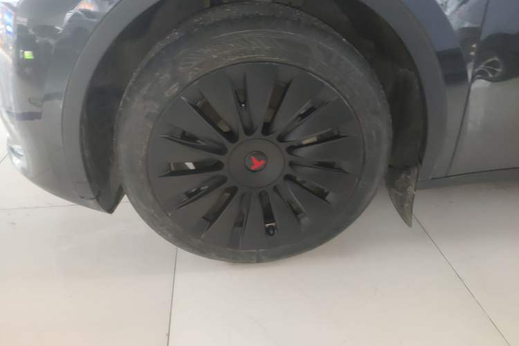 Used Tesla Model Y 2024 Rear-Wheel-Drive Version Exterior 7