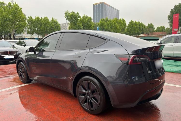 Used Tesla Model Y 2024 Rear-Wheel-Drive Version Exterior 7