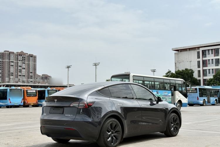 Used Tesla Model Y 2024 Rear-Wheel-Drive Version Exterior 7