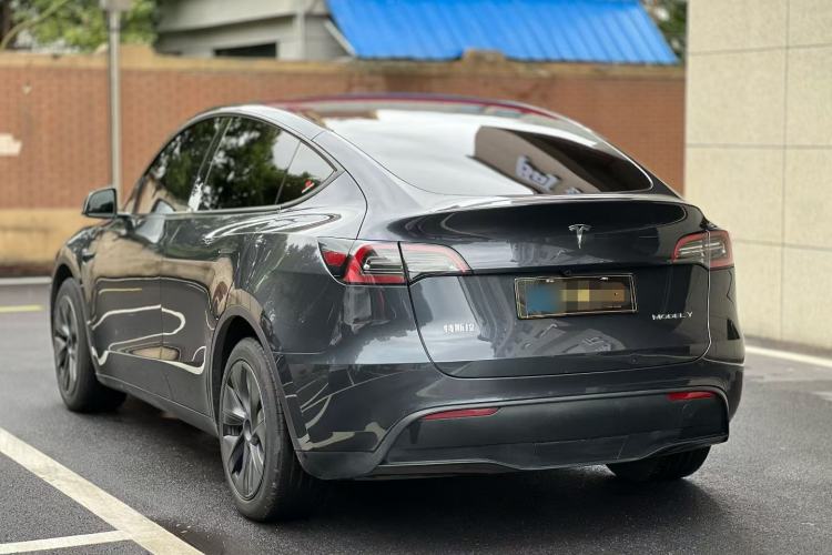 Used Tesla Model Y 2024 Rear-Wheel-Drive Version Exterior 7