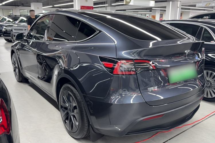 Used Tesla Model Y 2024 Rear-Wheel-Drive Version Exterior 8