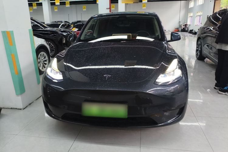Used Tesla Model Y 2024 Rear-Wheel-Drive Version Front