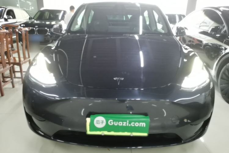 Used Tesla Model Y 2024 Rear-Wheel-Drive Version Front