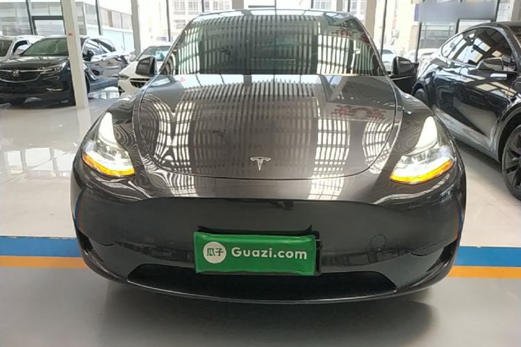 Used Tesla Model Y 2024 Rear-Wheel-Drive Version Front