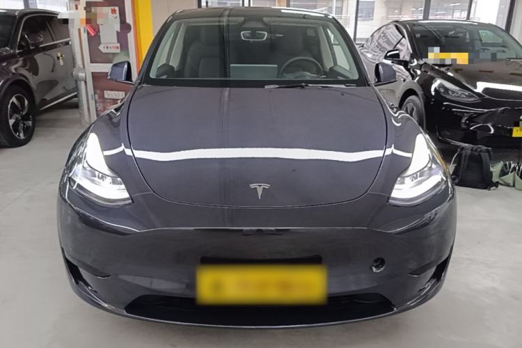 Used Tesla Model Y 2024 Rear-Wheel-Drive Version Front