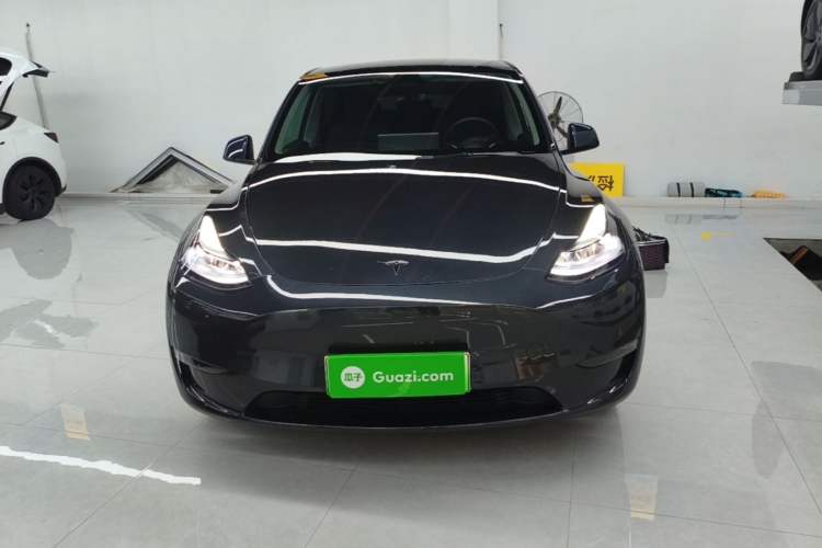 Used Tesla Model Y 2024 Long-Range All-Wheel-Drive Version Front