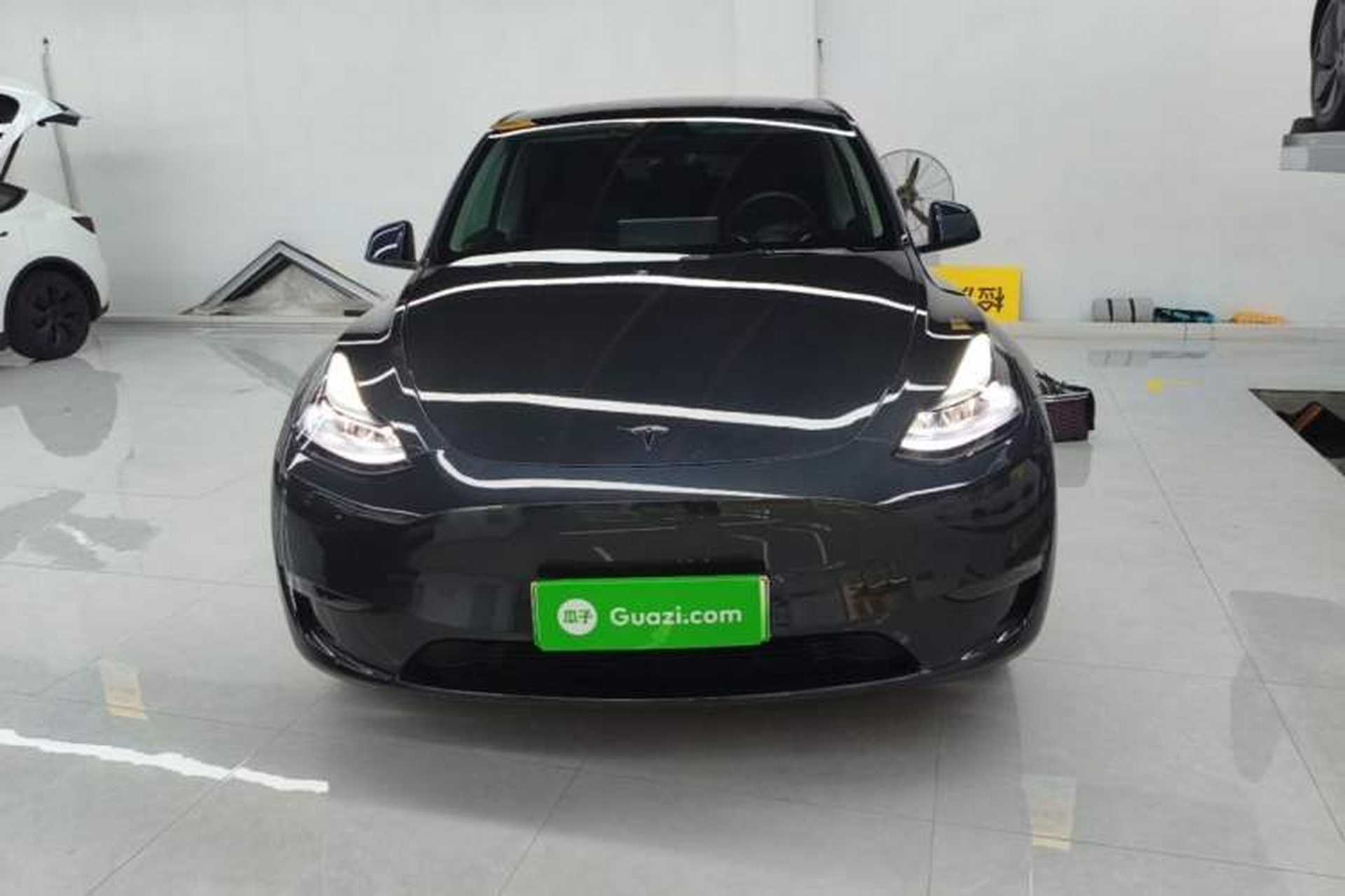 Used Tesla Model Y 2024 Long-Range All-Wheel-Drive Version Front