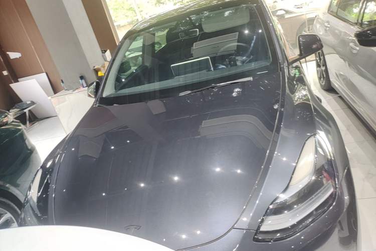 Used Tesla Model Y 2024 Rear-Wheel-Drive Version Front