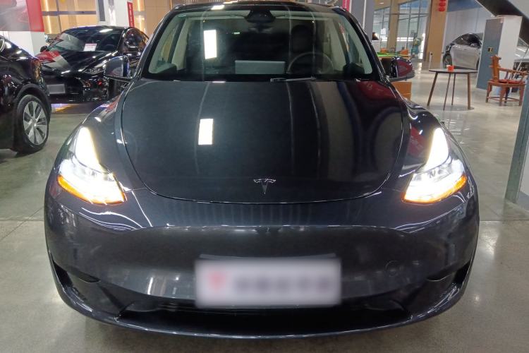 Used Tesla Model Y 2024 Rear-Wheel-Drive Version Front