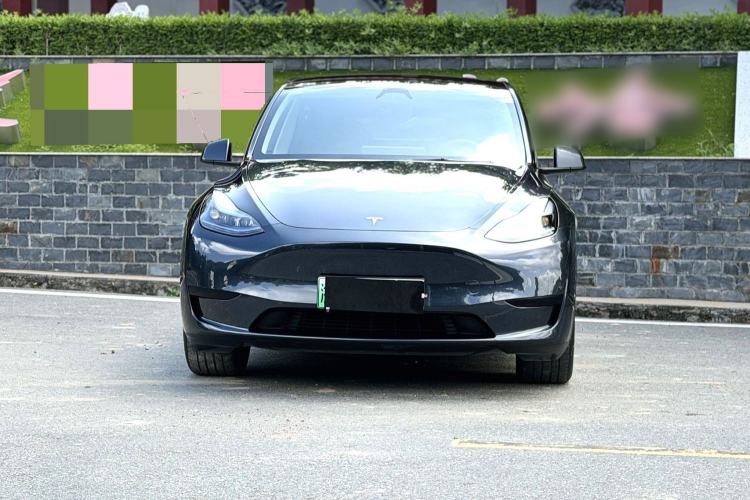 Used Tesla Model Y 2024 Rear-Wheel-Drive Version Front