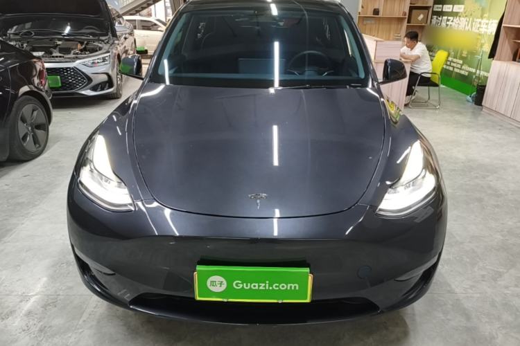 Used Tesla Model Y 2024 Long-Range All-Wheel-Drive Version Front