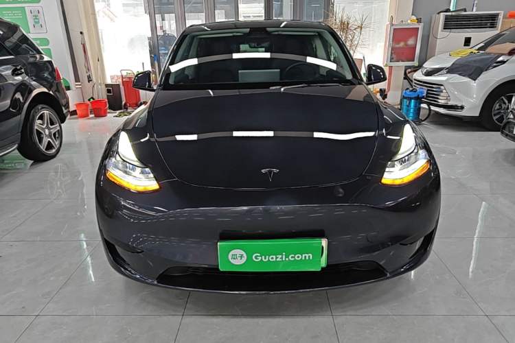 Used Tesla Model Y 2024 Rear-Wheel-Drive Version Front