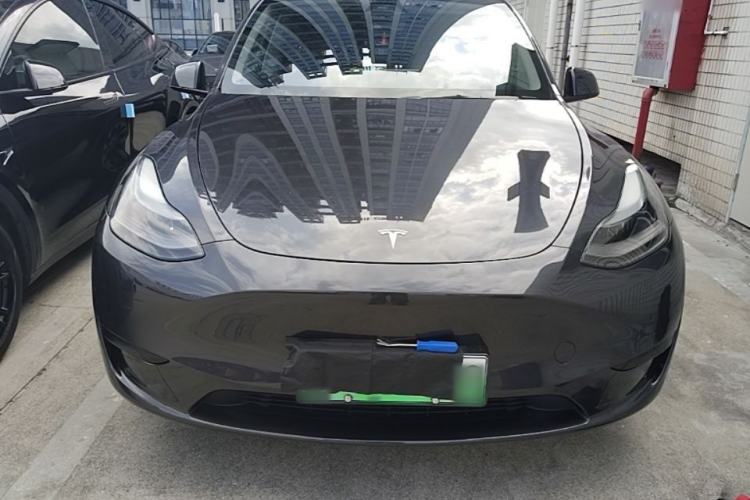 Used Tesla Model Y 2024 Rear-Wheel-Drive Version Front