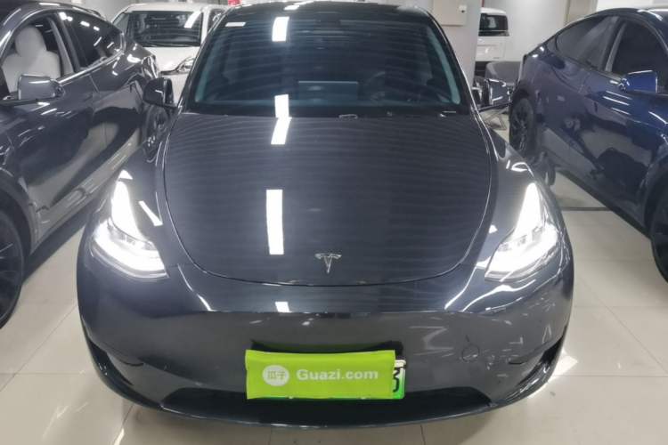 Used Tesla Model Y 2024 Rear-Wheel-Drive Version Front