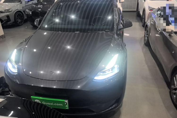 Used Tesla Model Y 2024 Rear-Wheel-Drive Version Front