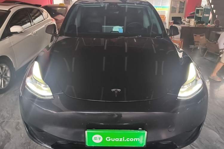 Used Tesla Model Y 2024 Rear-Wheel-Drive Version Front