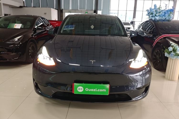 Used Tesla Model Y 2024 Rear-Wheel-Drive Version Front