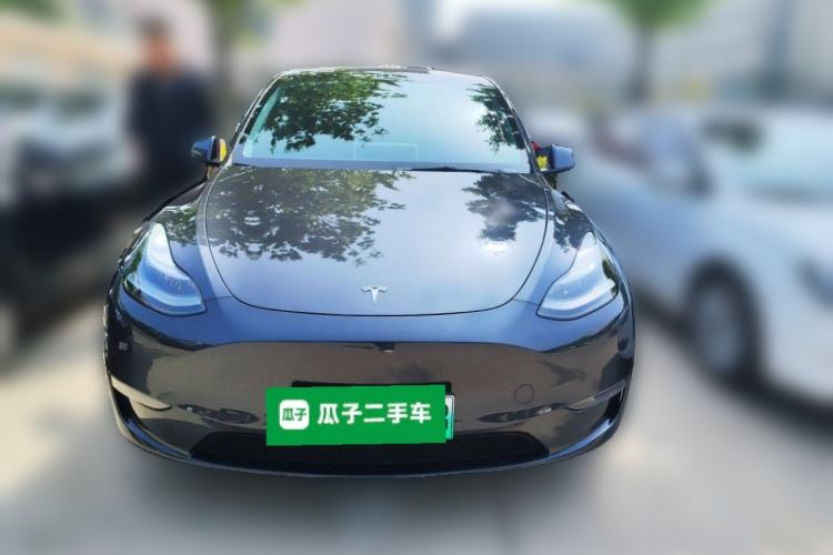 Used Tesla Model Y 2024 Long-Range All-Wheel-Drive Version Front
