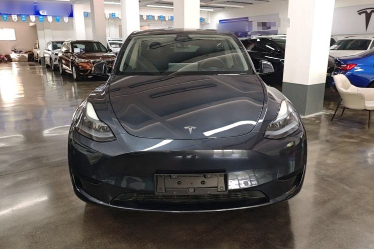 Used Tesla Model Y 2024 Rear-Wheel-Drive Version Front
