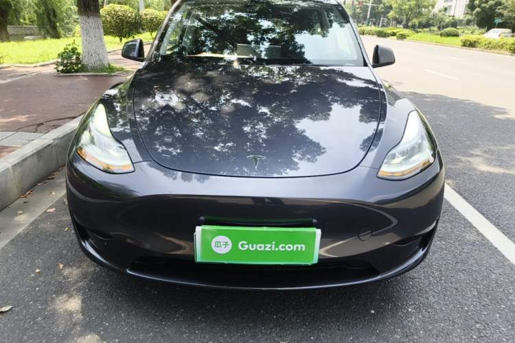 Used Tesla Model Y 2024 Rear-Wheel-Drive Version Front