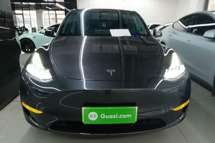 Used Tesla Model Y 2024 Rear-Wheel-Drive Version Front