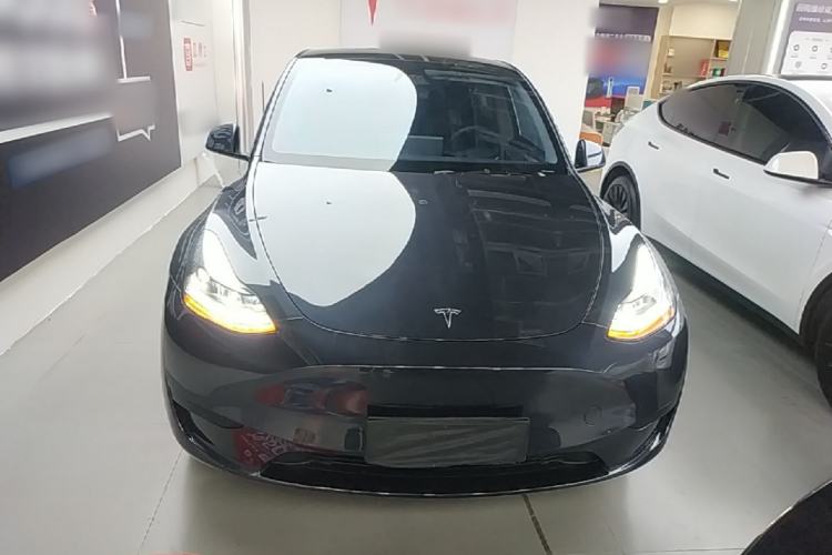 Used Tesla Model Y 2024 Rear-Wheel-Drive Version Front