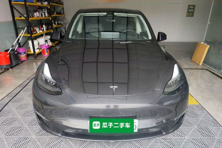 Used Tesla Model Y 2024 Long-Range All-Wheel-Drive Version Front