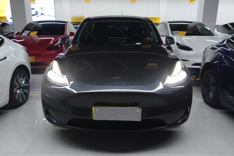 Used Tesla Model Y 2024 Rear-Wheel-Drive Version Front