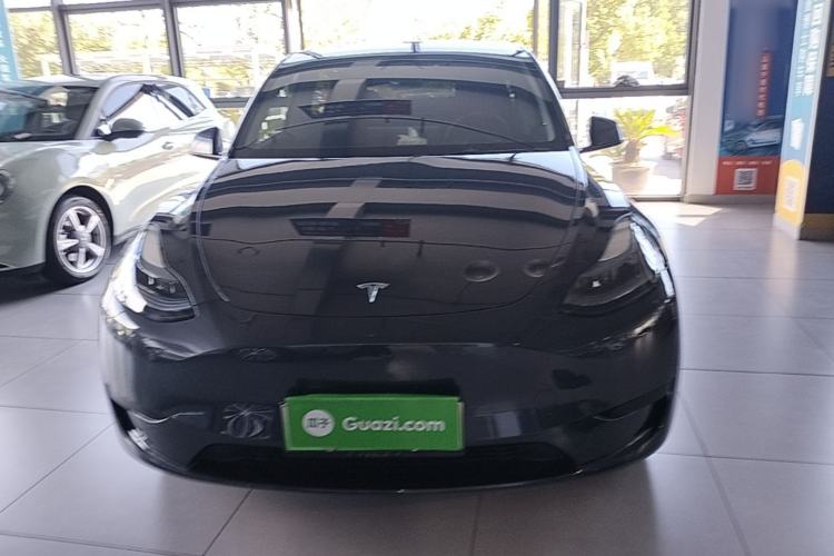 Used Tesla Model Y 2024 Rear-Wheel-Drive Version Front