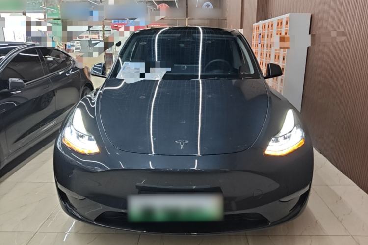 Used Tesla Model Y 2024 Long-Range All-Wheel-Drive Version Front