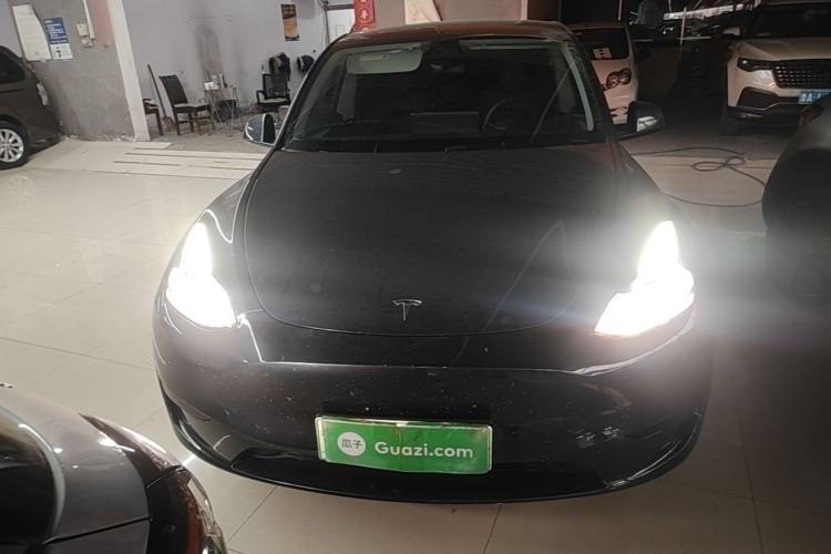 Used Tesla Model Y 2024 Rear-Wheel-Drive Version Front