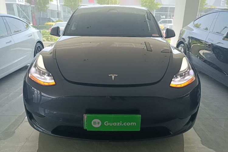 Used Tesla Model Y 2024 Rear-Wheel-Drive Version Front